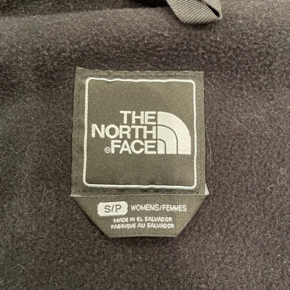 🎉HOST PICK🎉 The North Face black “Denali” zip up jacket with hood - Picture 9 of 11